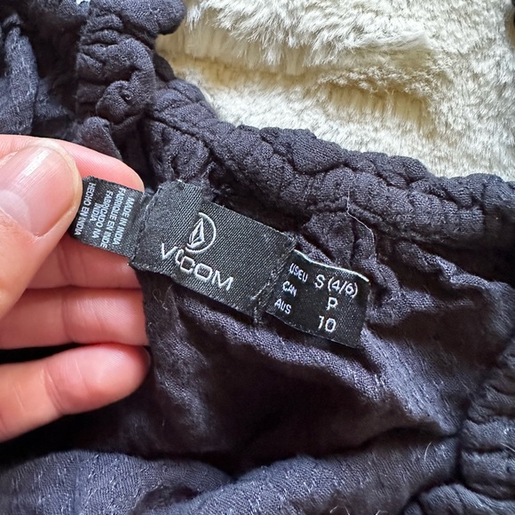 💓 Volcom black small casual top crop vintage y2k - Picture 2 of 2